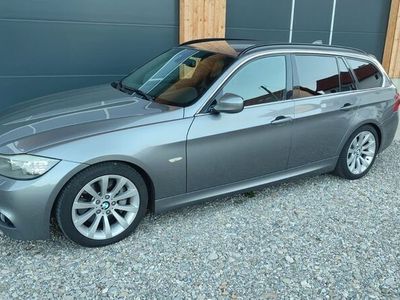 Gebraucht BMW 330 Performance 245 PS (180 kW) 2010 Grau Kombi