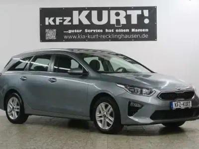 Gebraucht Kia Ceed Sportswagon Vision 136 PS (100 kW) 2021 Grau Kombi