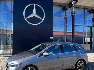 Gebraucht Mercedes B180 Progressive 136 PS (100 kW) 2024 Grau Van / Kleinbus