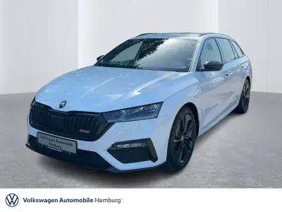 Gebraucht Skoda Octavia RS 245 PS (180 kW) 2024 Moonweiß perleffekt Kombi