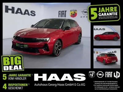 Używany Opel Astra GS Line 181 KM (133 kW) 2022 Czerwony Sedan/Limuzyna