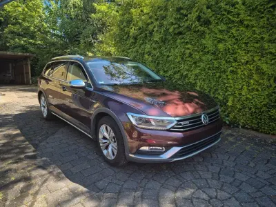 Gebraucht VW Passat Alltrack 190 PS (139 kW) 2017 Rot Kombi