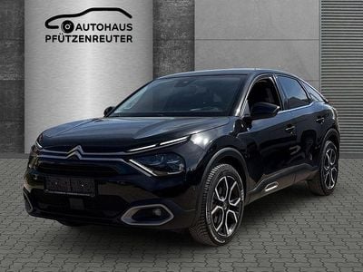 Begagnad Citroën e-C4 Shine 100 kW (136 HK) 2022 Svart Sedan