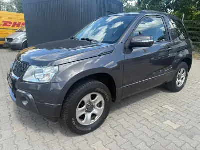 Gebraucht Suzuki Grand Vitara Club 106 PS (77 kW) 2009 Grau SUV