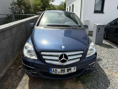 Gebraucht Mercedes B160 95 PS (69 kW) 2009 Blau Van / Kleinbus