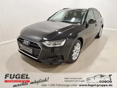 Gebraucht Audi A4 Business 190 PS (139 kW) 2022 Mythosschwarz metallic Kombi