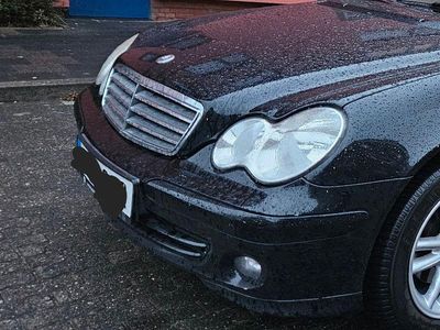 Schwarz Gebraucht 2006 Mercedes C180 Kombi | 2.200 € (Fairer Preis)