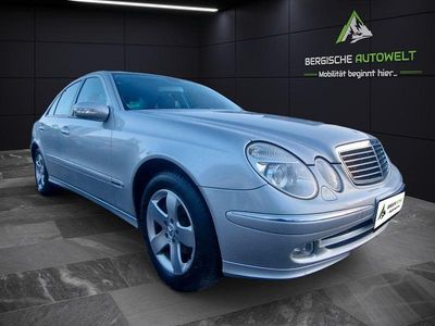 Gebraucht Mercedes E240 Avantgarde 177 PS (130 kW) 2003 Silber Limousine