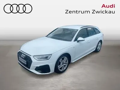 Gebraucht Audi A4 S-Line 204 PS (150 kW) 2023 Gletscherweiß metallic Kombi