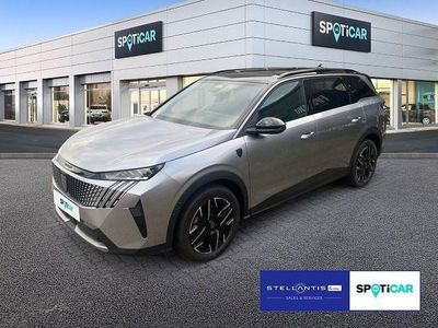 Neu Peugeot 5008 GTi 145 PS (106 kW) 2025 Grau Van / Kleinbus