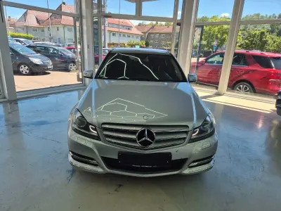 Gebraucht Mercedes C250 204 PS (150 kW) 2011 Silber Limousine