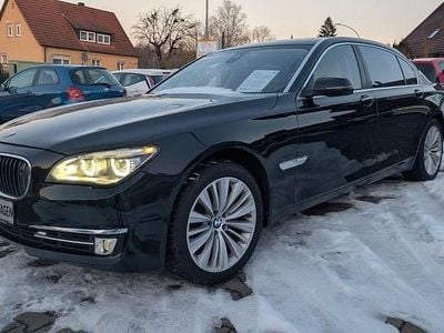 Gebraucht BMW 750L 381 PS (280 kW) 2015 Schwarz Limousine