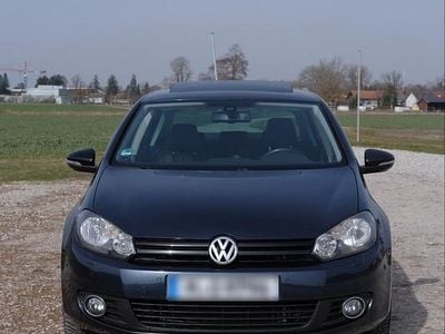Gebraucht VW Golf VI 122 PS (89 kW) 2012 Blau Kleinwagen