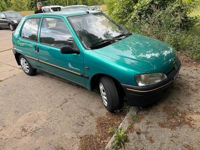 Peugeot 106