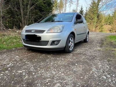 gebraucht Ford Fiesta 