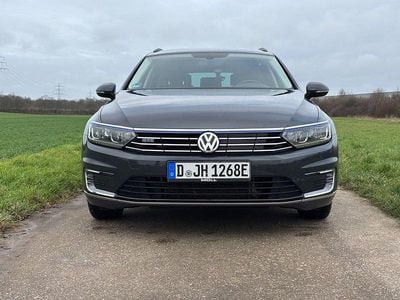 Gebraucht VW Passat GTE 218 PS (160 kW) 2017 Grau Kombi