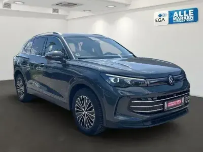 Gebraucht VW Tiguan Elegance 150 PS (110 kW) 2024 Grau SUV