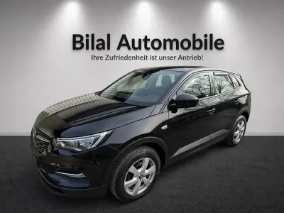 Usata Opel Grandland X Edition 120 CV (88 kW) 2018 Nero SUV