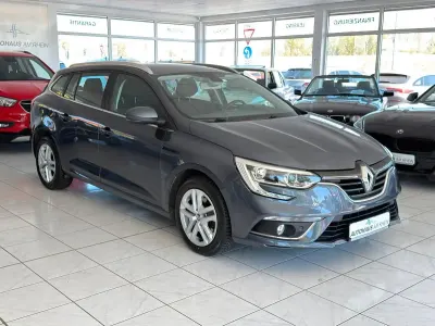 Gebraucht Renault Mégane GrandTour Business 140 PS (102 kW) 2019 Grau Kombi