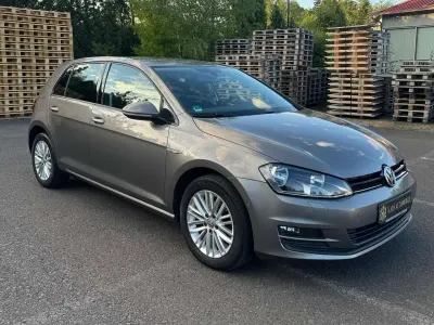 Gebraucht VW Golf VII Cup 105 PS (77 kW) 2014 Limestone grey metallic Kleinwagen