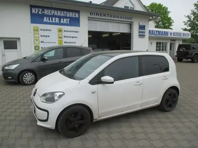 Używany VW up! move up! 75 KM (55 kW) 2013 Biały Hatchback