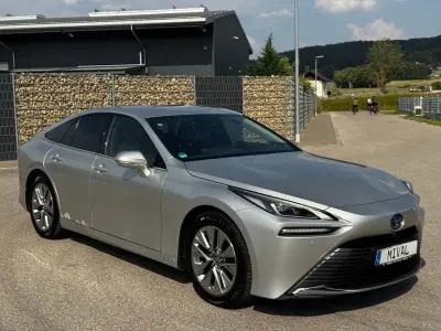 Gebraucht Toyota Mirai Executive 182 PS (133 kW) 2022 Silber Limousine