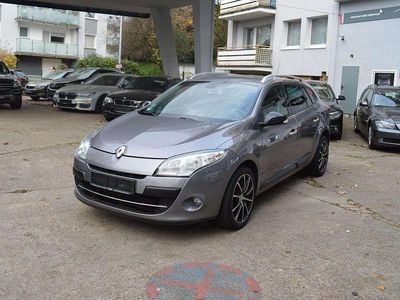 Gebraucht Renault Mégane III Bose Edition 131 PS (96 kW) 2011 Grau Limousine