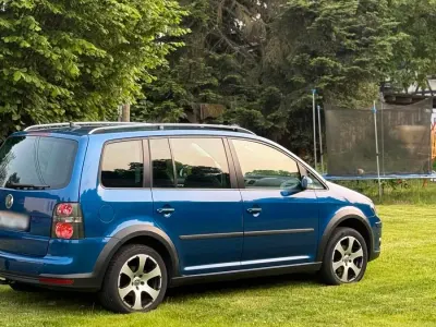 Gebraucht VW Touran Cross 105 PS (77 kW) 2007 Blau Van / Kleinbus