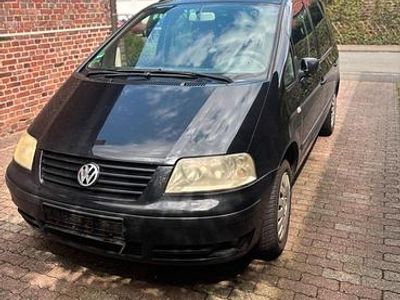 VW Sharan