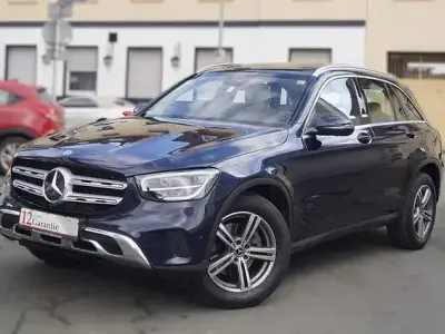 Gebraucht Mercedes GLC300 120 PS (88 kW) 2021 Blau Limousine