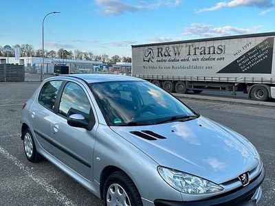Usata Peugeot 206 65 CV (47 kW) 2006 Argento Utilitaria