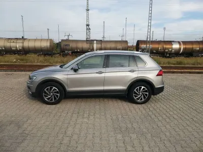 Gebraucht VW Tiguan 125 PS (91 kW) 2018 Silber SUV