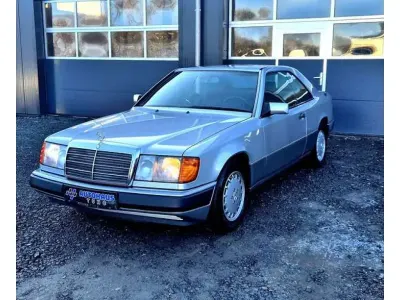 Gebraucht Mercedes 230 132 PS (97 kW) 1992 Silber (metallic) Coupé