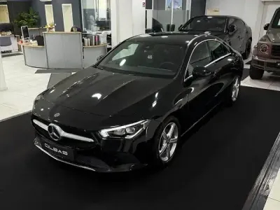 Gebraucht Mercedes CLA180 Progressive 136 PS (100 kW) 2020 Schwarz Coupé