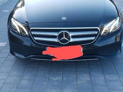 Usata Mercedes E220 194 CV (142 kW) 2017 Nero Station wagon