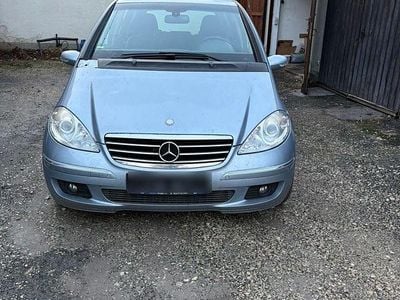 Blau Gebraucht 2007 Mercedes 200 Kombi | 900 € (Superpreis)
