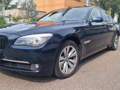 Gebraucht BMW 730 244 PS (179 kW) 2011 Andere farben Limousine