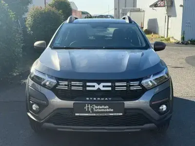 Gebraucht Dacia Sandero Extreme 110 PS (80 kW) 2025 Grau Limousine