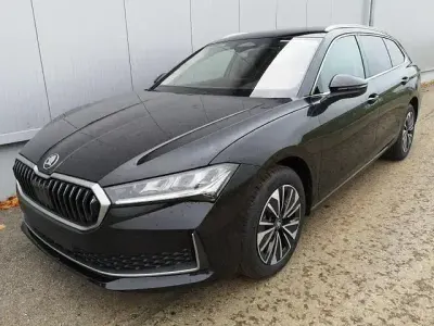 Neu Skoda Superb Selection 193 PS (141 kW) 2025 Andere Kombi