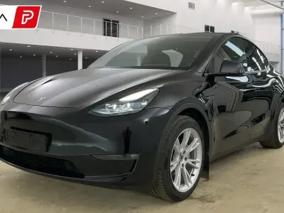Gebraucht Tesla Model Y 258 kW (351 PS) 2023 Schwarz SUV