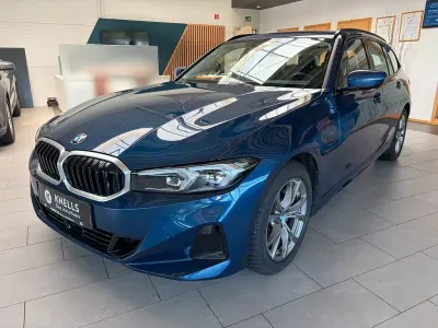 Gebraucht BMW 318 Shadowline 150 PS (110 kW) 2024 Phytonicblau Kombi