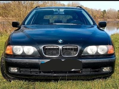 Second-hand BMW 520 150 CP (110 kW) 1999 Negru Break