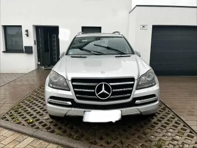 Gebraucht Mercedes GL500 Edition 387 PS (284 kW) 2012 Grau SUV