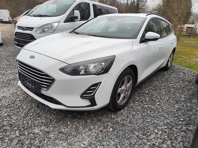 Gebraucht Ford Focus Trend 120 PS (88 kW) 2021 Weiß Limousine
