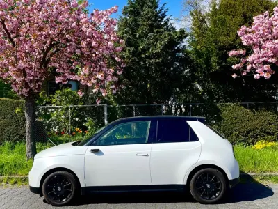 Usado Honda e Advance 113 kW (154 HP) 2021 Branco Citadino