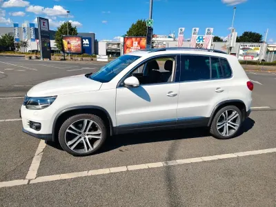 Gebraucht VW Tiguan Sportline 160 PS (117 kW) 2012 Weiß SUV