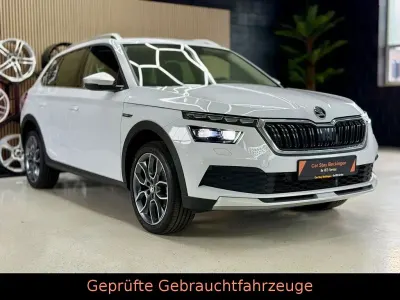 Gebraucht Skoda Kamiq ScoutLine 110 PS (80 kW) 2023 Weiß SUV