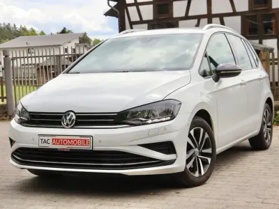Gebraucht VW Golf Sportsvan IQ Drive 150 PS (110 kW) 2019 Pure white Van / Kleinbus