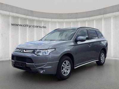 Gebraucht Mitsubishi Outlander Invite 150 PS (110 kW) 2014 Grau SUV