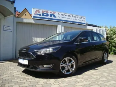 Gebraucht Ford Focus 101 PS (74 kW) 2016 Schwarz Kombi
